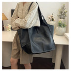 Laura’s Tijdloze Allure | Tijdloze Tas