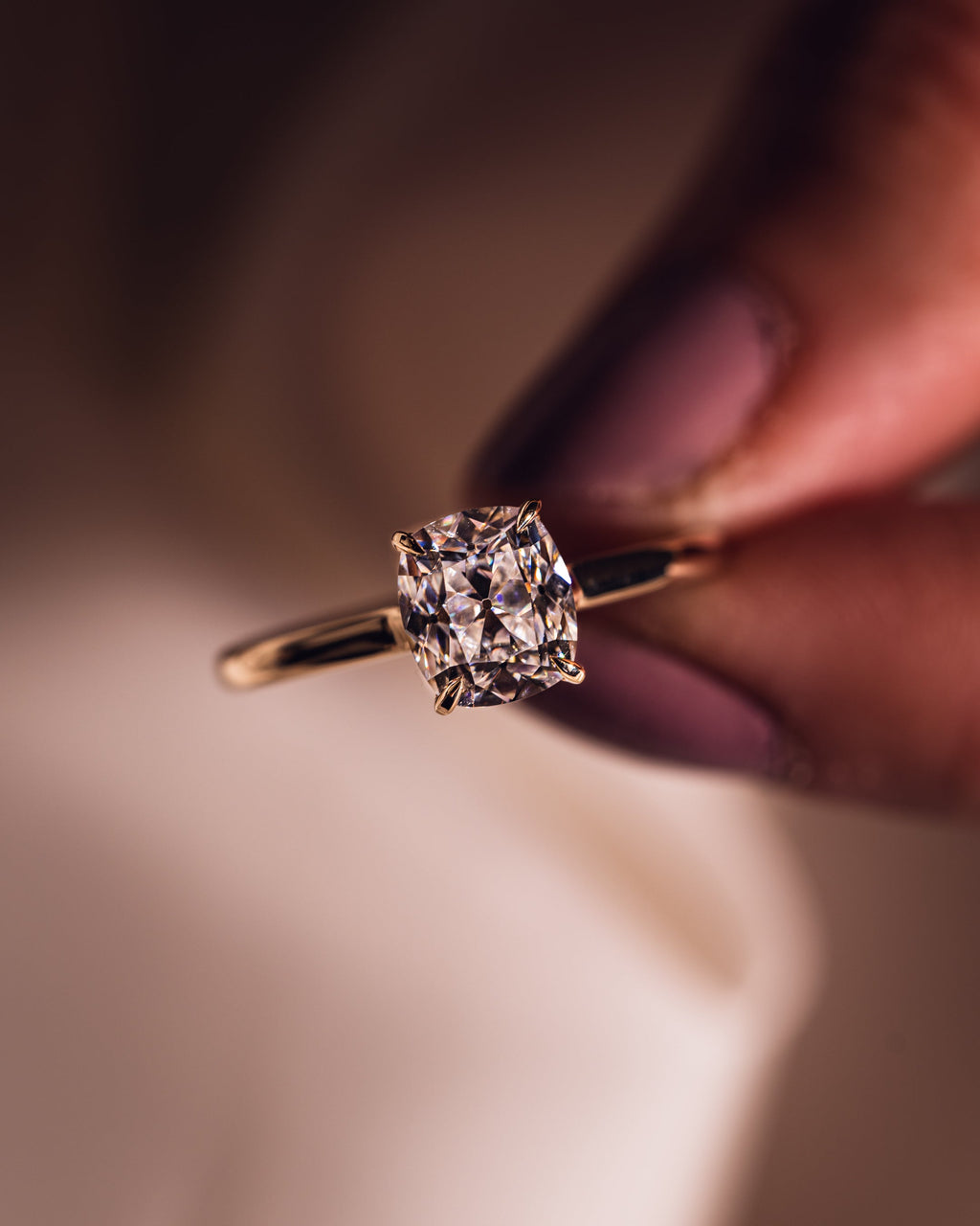 Jasmine - Langwerpig Kussen | Goud