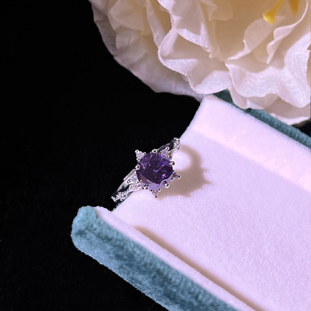 Livia Amethglace Set | Witgoud