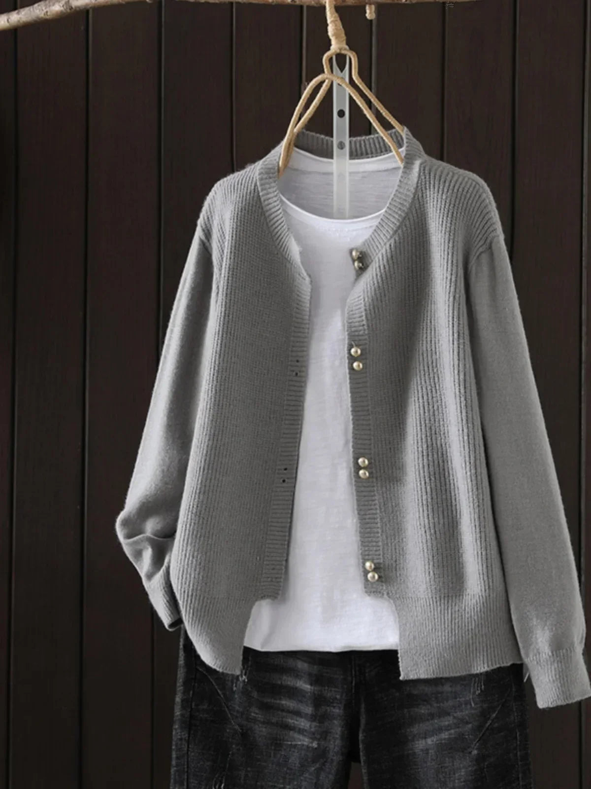 ELARA | PARELKNOPEN CARDIGAN