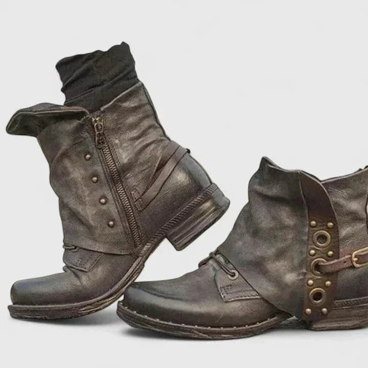 Savannah Rivet – Stijlvolle Laarzen met Metallic Accenten