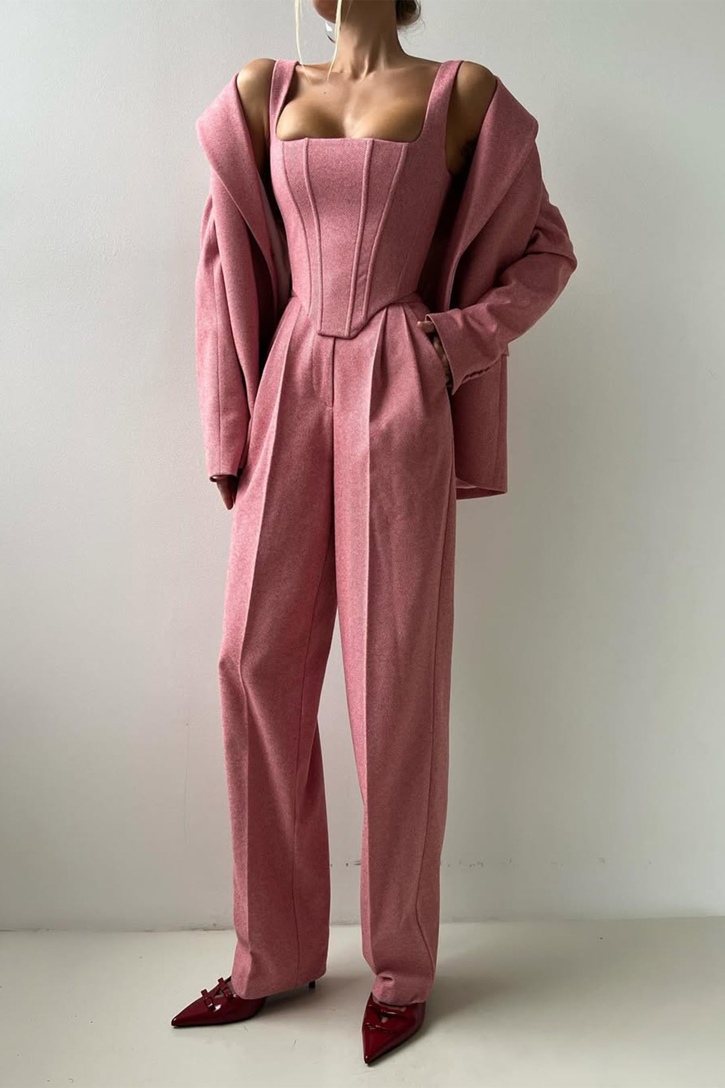 Dolce – Drieluik set met dubbelgeknoopte blazer