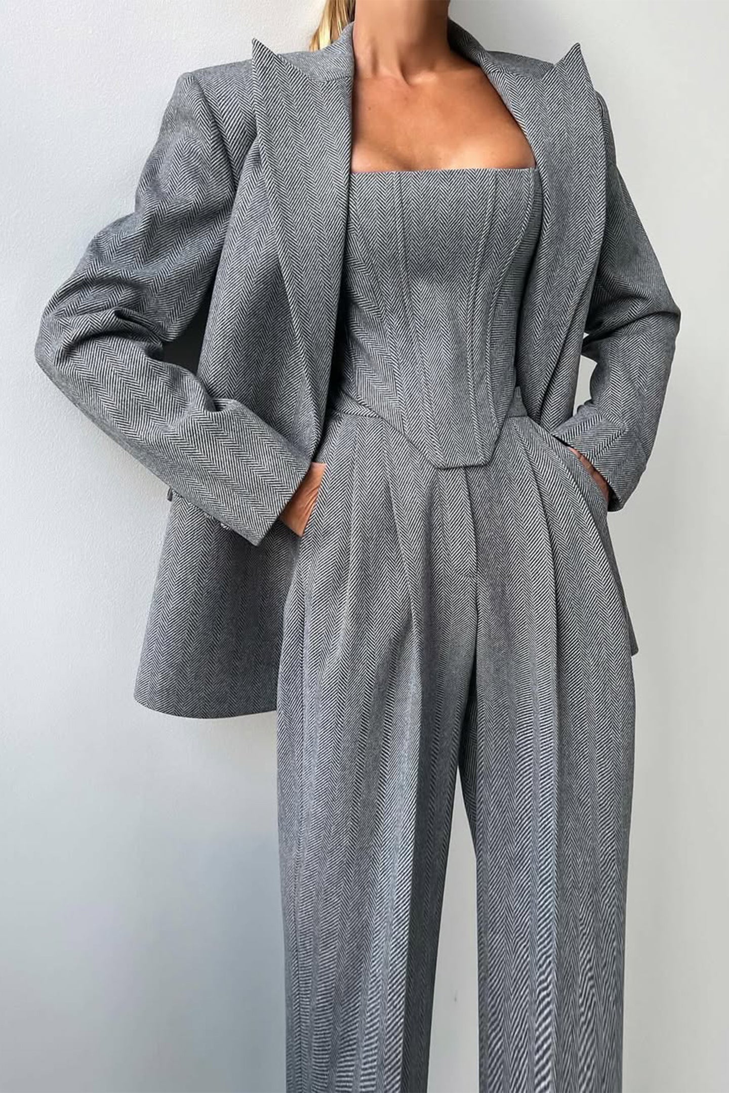 Dolce – Drieluik set met dubbelgeknoopte blazer