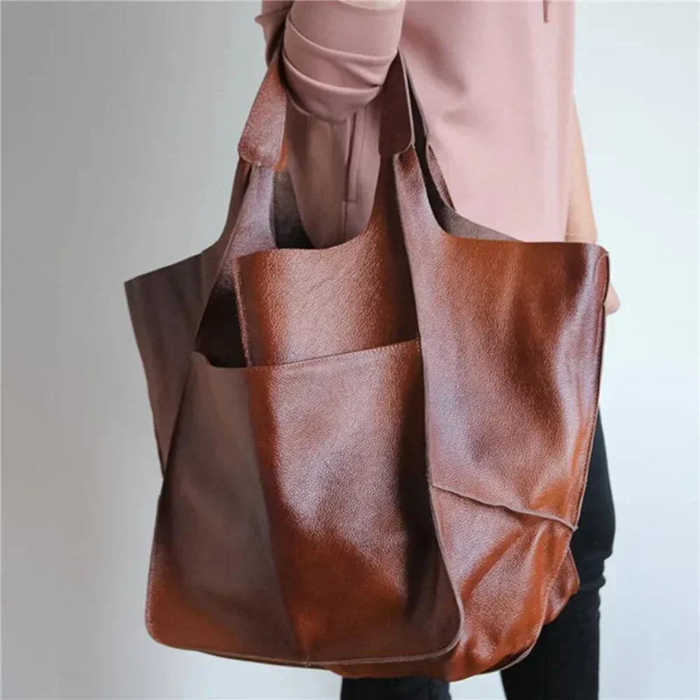 Laura’s Tijdloze Allure – Stijlvolle Handtas met Tijdloze Eleganties