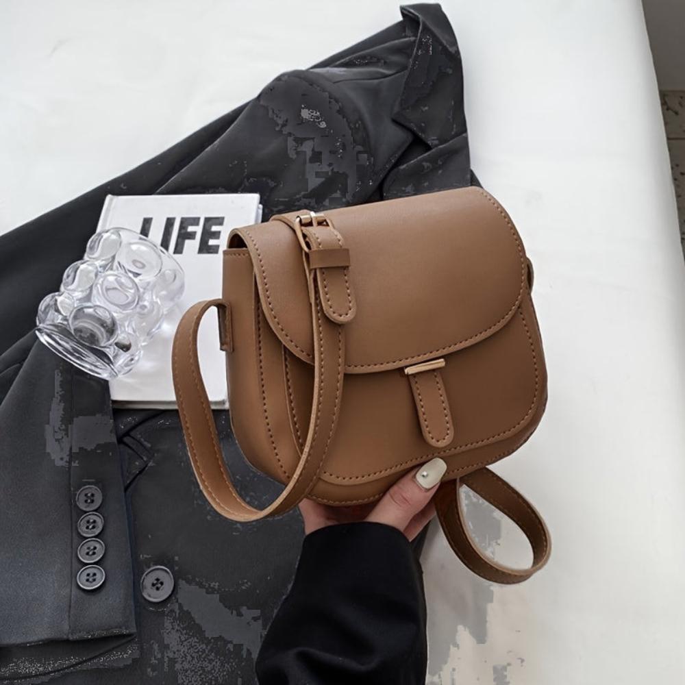 Amelia – Compacte Crossbody Tas met Tijdloze Stijl
