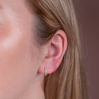 Moissaniet Huggie Oorbellen | Goud